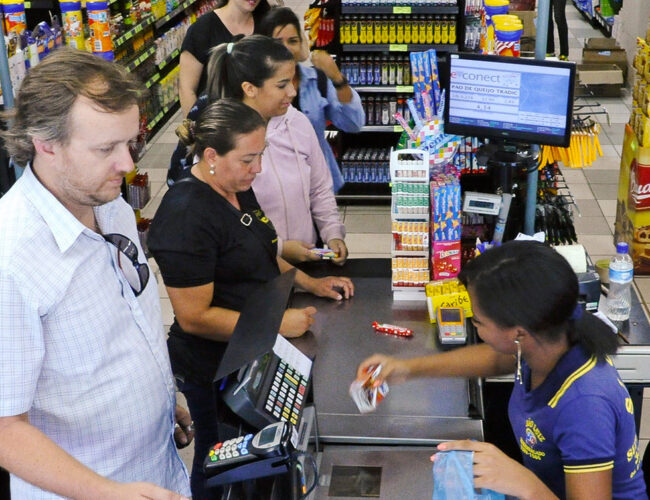 Inflação de alimentos: o que a sua despensa tem a ver com políticas públicas?