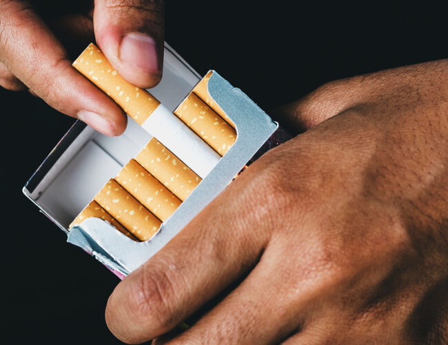 Em retrocesso histórico, número de fumantes nas capitais brasileiras volta a crescer e retoma índices de 2013